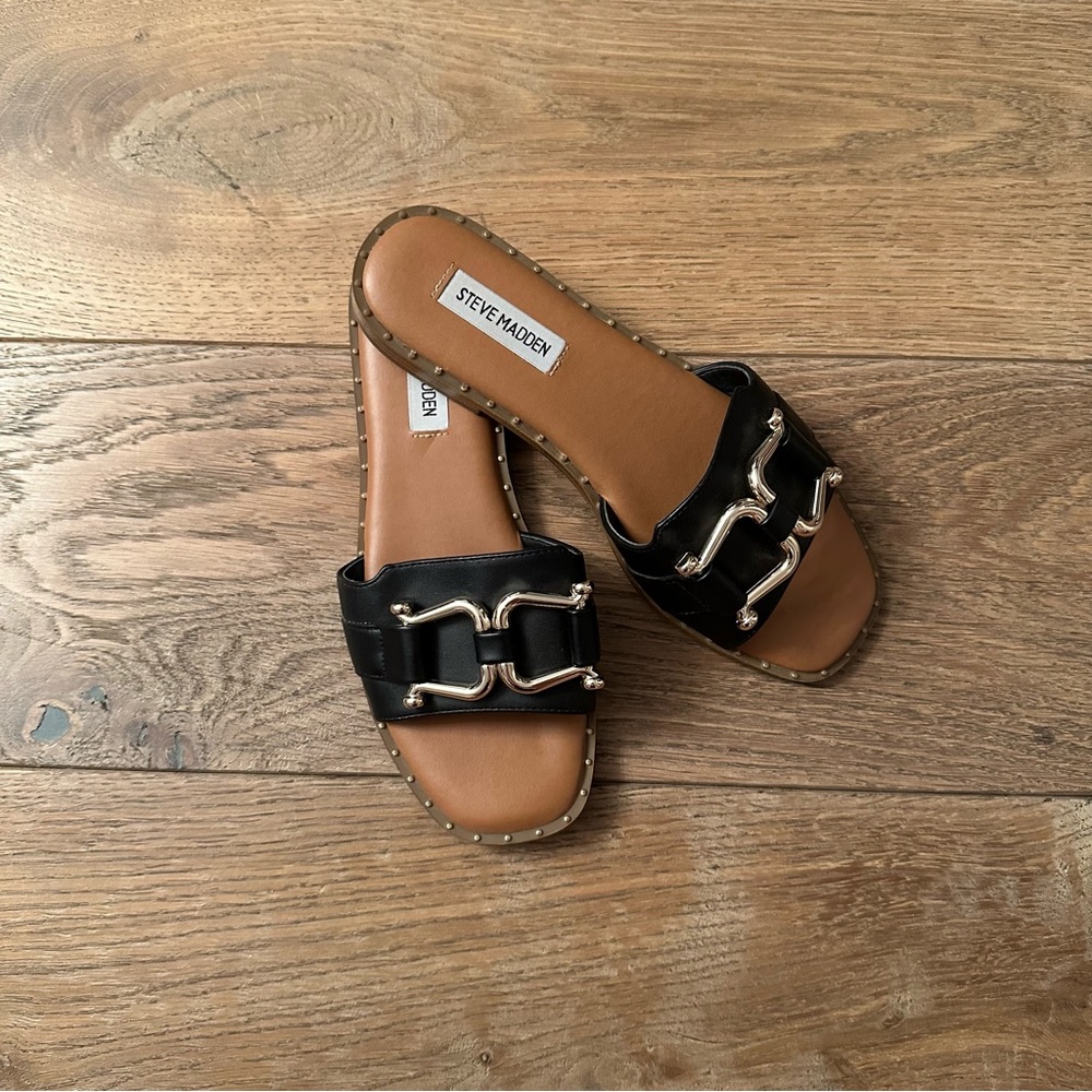 Steve Madden Black Sandal